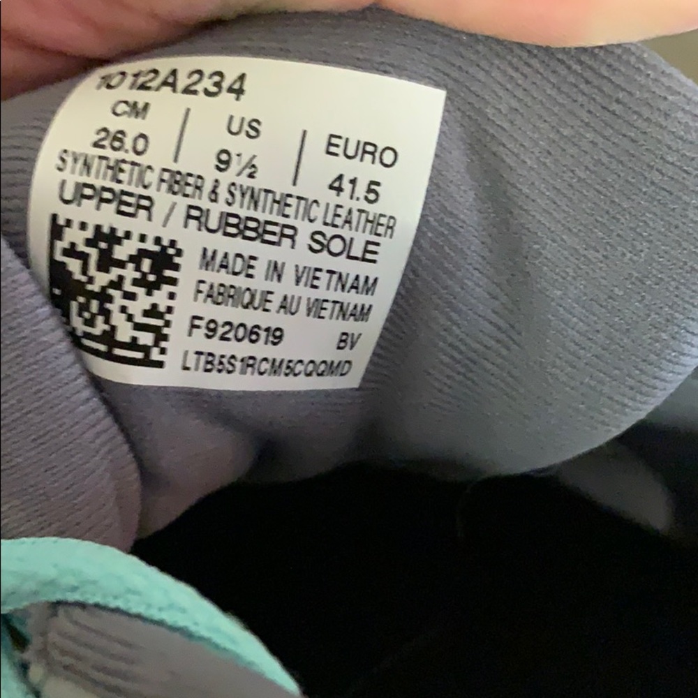 ASICS sneaker - Picture 5 of 5